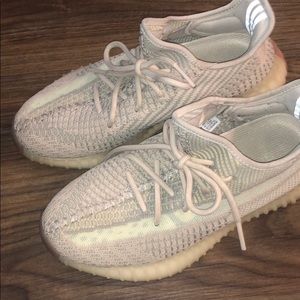 Authentic Yeezy Non-reflective Citron Yeezy -